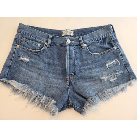 We The Free Distressed Denim Shorts Cut Off Frayed Button Fly High Rise Women 28 - Picture 1 of 11